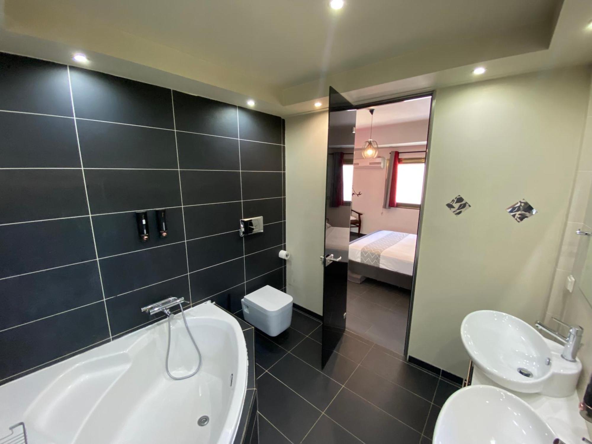 Luxury View Apartment 10Min From Athens Airport Коропіон Екстер'єр фото