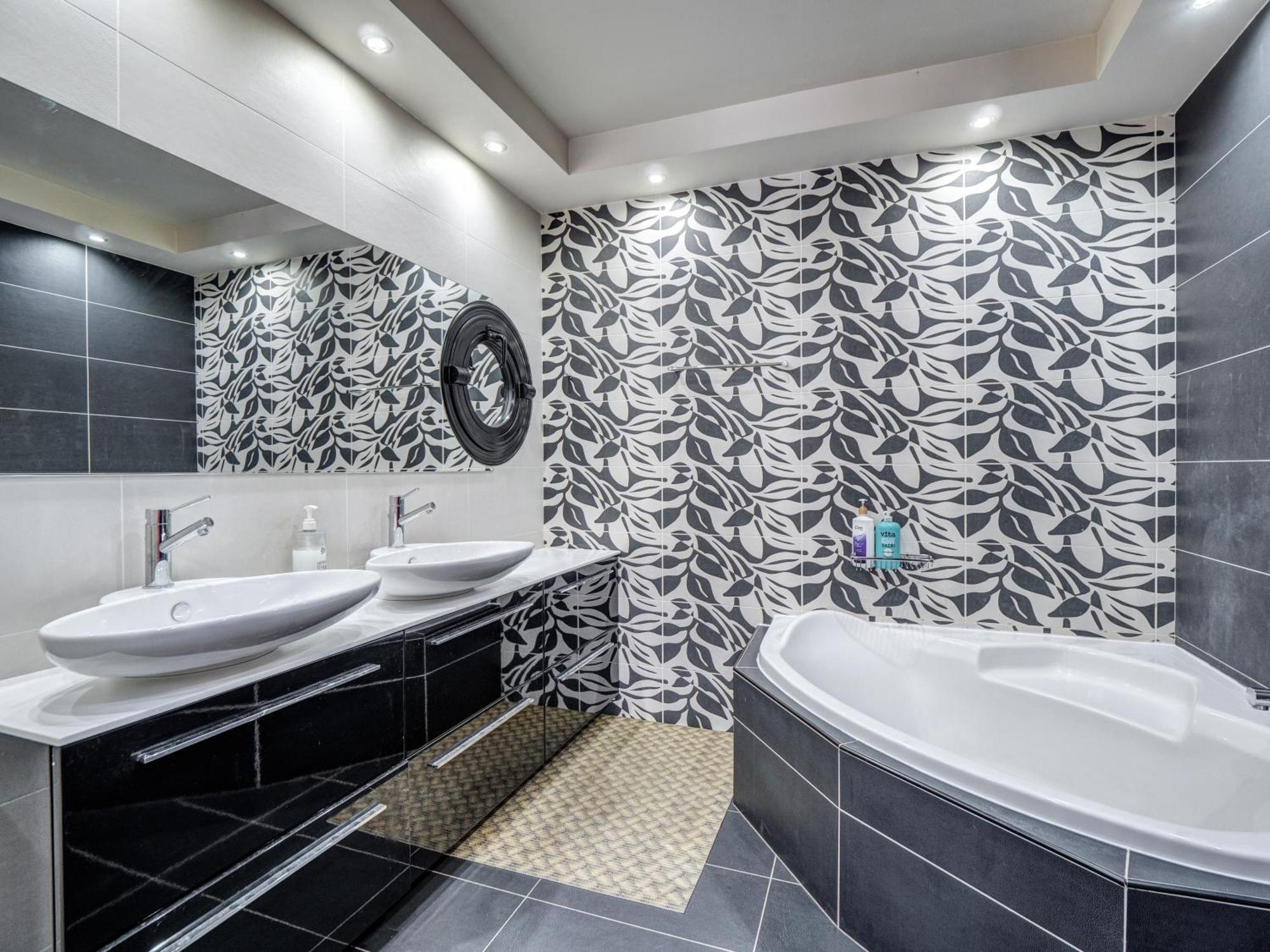 Luxury View Apartment 10Min From Athens Airport Коропіон Екстер'єр фото